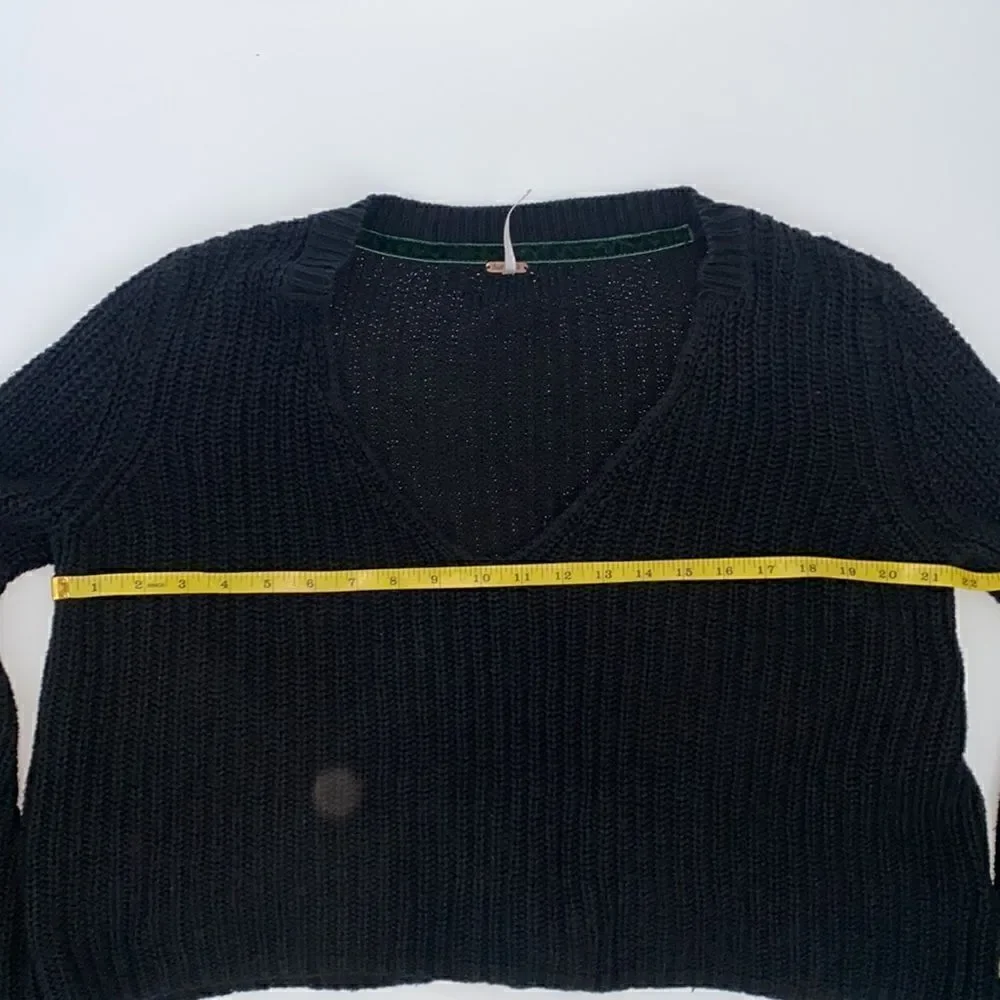 Free People Damsel Cable Knit Pullover Black Sweater Bell Sleeves Oversized XS